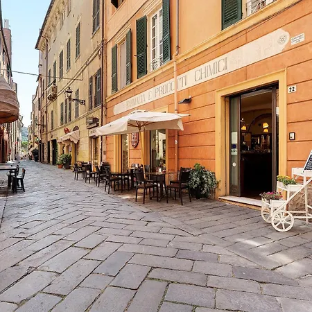 Aura 3* Albenga